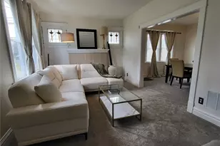 8975 Burton Ave, Overland, MO 63114 - Photo 11