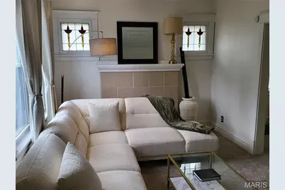 8975 Burton Avenue, Overland, MO 63114 - Photo 9