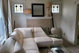 8975 Burton Ave, Overland, MO 63114 - Photo 9