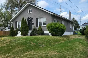 8975 Burton Ave, Overland, MO 63114 - Photo 5