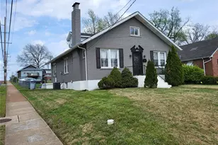 8975 Burton Ave, Overland, MO 63114 - Photo 3