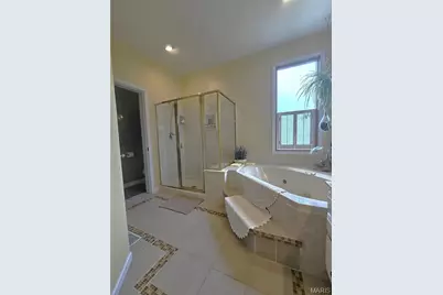 701 Wade Lane, Saint Charles, MO 63303 - Photo 23