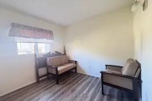 806 Elba Ln, Bellefontaine Neighbors, MO 63137 - Photo 15