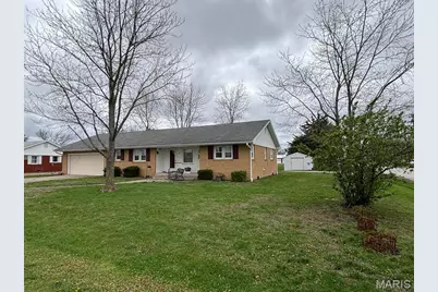 106 W Elm Court, Shelbina, MO 63468 - Photo 1