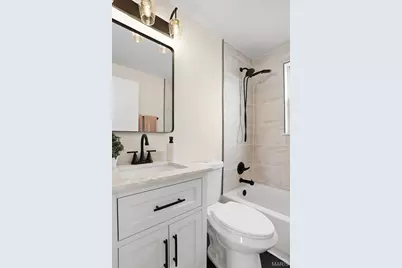 7821 Parkwood Drive, Saint Louis, MO 63123 - Photo 19