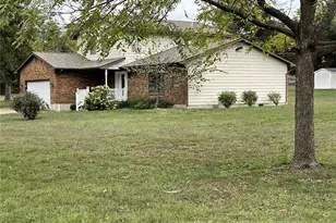 106 Trainer Ave, Cuba, MO 65453 - Photo 3