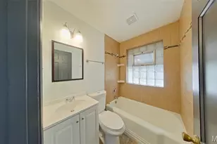 9169 Newby St, Bellefontaine Neighbors, MO 63137 - Photo 11