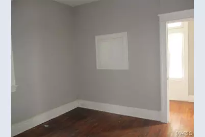 4659 Tennessee Avenue, Saint Louis, MO 63111 - Photo 9