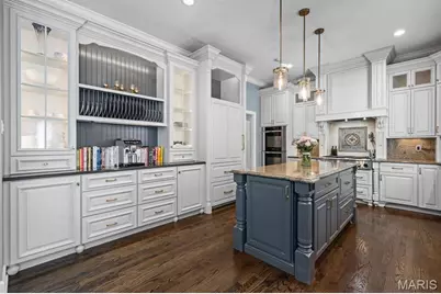 12007 Wiltshire Place Court, Town and Country, MO 63131 - Photo 15