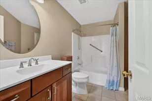 3745 Southern Manor Dr, Saint Louis, MO 63125 - Photo 13