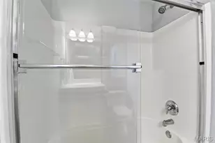 5330 Pershing Ave, Saint Louis, MO 63112 - Photo 21