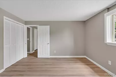 719 La Bonne Parkway, Manchester, MO 63021 - Photo 25