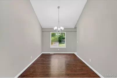 719 La Bonne Parkway, Manchester, MO 63021 - Photo 5