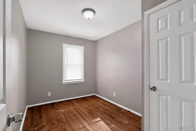 6845 Frostview Lane, Berkeley, MO 63134 - Photo 13