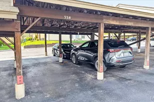 1637 Summergate Pkwy, Saint Charles, MO 63303 - Photo 7