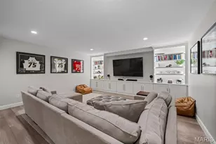 1316 Fawnvalley Dr, Des Peres, MO 63131 - Photo 51