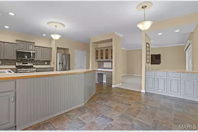 910 Cherry Lane, Washington, MO 63090 - Photo 13