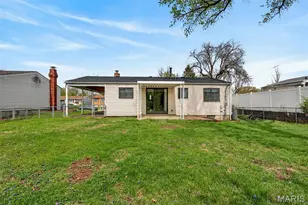 11828 Foxwood Dr, Maryland Heights, MO 63043 - Photo 23