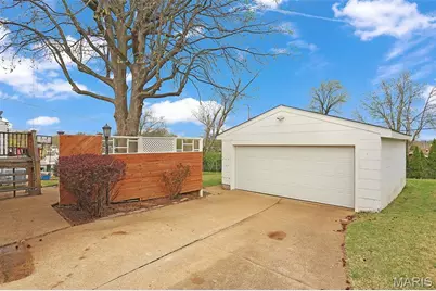 11125 Pine Forest Drive, Saint Louis, MO 63126 - Photo 29