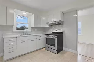 11125 Pine Forest Dr, Saint Louis, MO 63126 - Photo 13