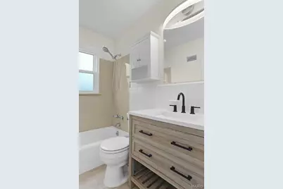 11125 Pine Forest Drive, Saint Louis, MO 63126 - Photo 17