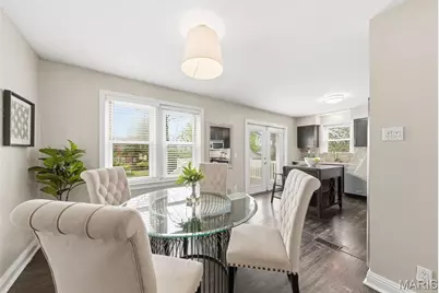 6136 Victoria Avenue, Saint Louis, MO 63139 - Photo 5