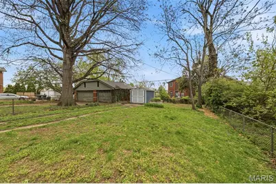 6136 Victoria Avenue, Saint Louis, MO 63139 - Photo 23