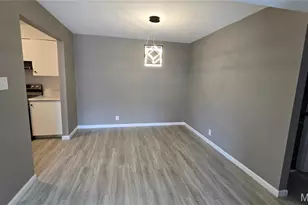 1643 Summer Run Dr, Florissant, MO 63033 - Photo 3