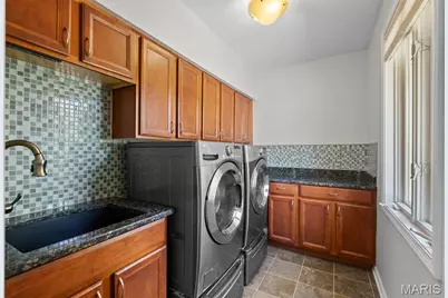 12225 Carberry Place, Town and Country, MO 63131 - Photo 17