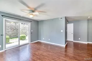 6103 Spring Creek Ln, O'Fallon, MO 63368 - Photo 9