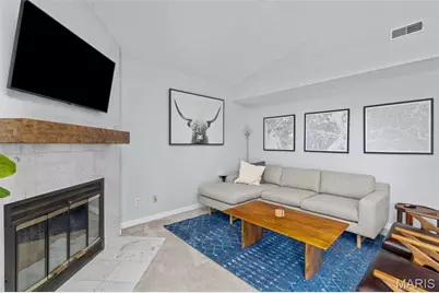 8905 Cardinal Terrace, Saint Louis, MO 63144 - Photo 9