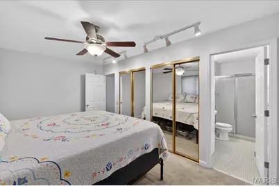 2250 Loveland Drive, Florissant, MO 63031 - Photo 17