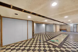 2250 Loveland Dr, Florissant, MO 63031 - Photo 23