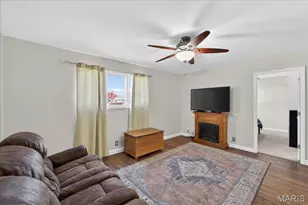 2250 Loveland Dr, Florissant, MO 63031 - Photo 11