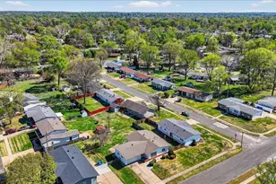 2250 Loveland Dr, Florissant, MO 63031 - Photo 29