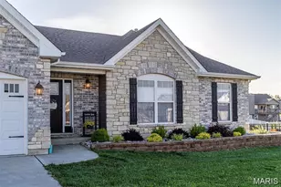 725 Galveston Ct, Moscow Mills, MO 63362 - Photo 3