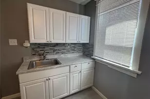 919 S Boyle Ave, Saint Louis, MO 63110 - Photo 11