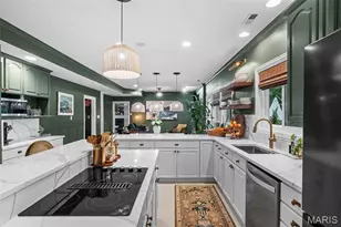 2480 Town and Country Ln, Town and Country, MO 63131 - Photo 33
