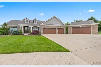 1062 Walnut Terrace, Byrnes Mill, MO 63049 - Photo 3