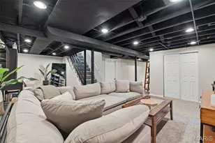 130 St Antoine St, Florissant, MO 63031 - Photo 17