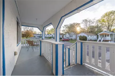 8708 S Grand Avenue, Saint Louis, MO 63125 - Photo 5