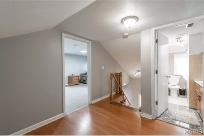 8708 S Grand Avenue, Saint Louis, MO 63125 - Photo 27