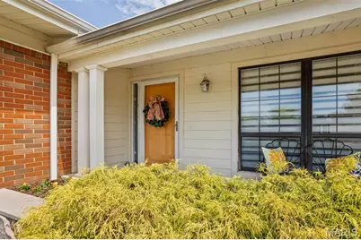 9210 Cordoba Lane, Crestwood, MO 63126 - Photo 5