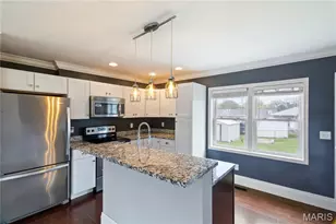 3438 Ashby Rd, Saint Ann, MO 63074 - Photo 9
