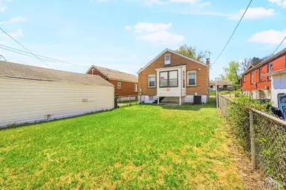 819 Portland Terrace, Saint Louis, MO 63147 - Photo 53