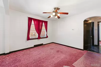 819 Portland Terrace, Saint Louis, MO 63147 - Photo 13