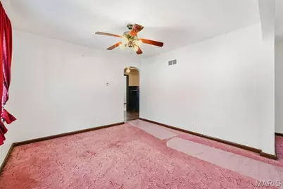 819 Portland Terrace, Saint Louis, MO 63147 - Photo 15