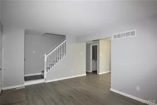 195 N Service Rd, Saint Peters, MO 63376 - Photo 7