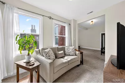 2315 Russell Boulevard, Saint Louis, MO 63104 - Photo 29