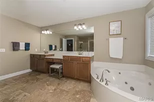 977 Bentley Park Cir, O'Fallon, MO 63368 - Photo 37